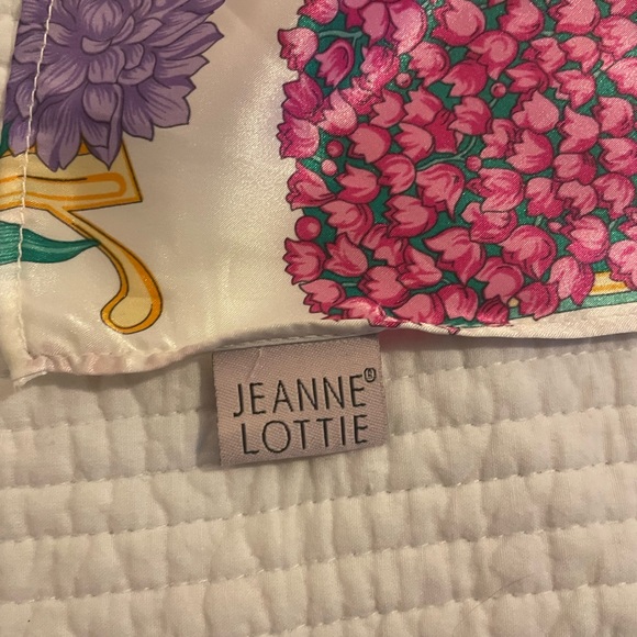 Jeanne Lottie spring colour 36 inch square scarf with a satiny feel - Picture 7 of 7